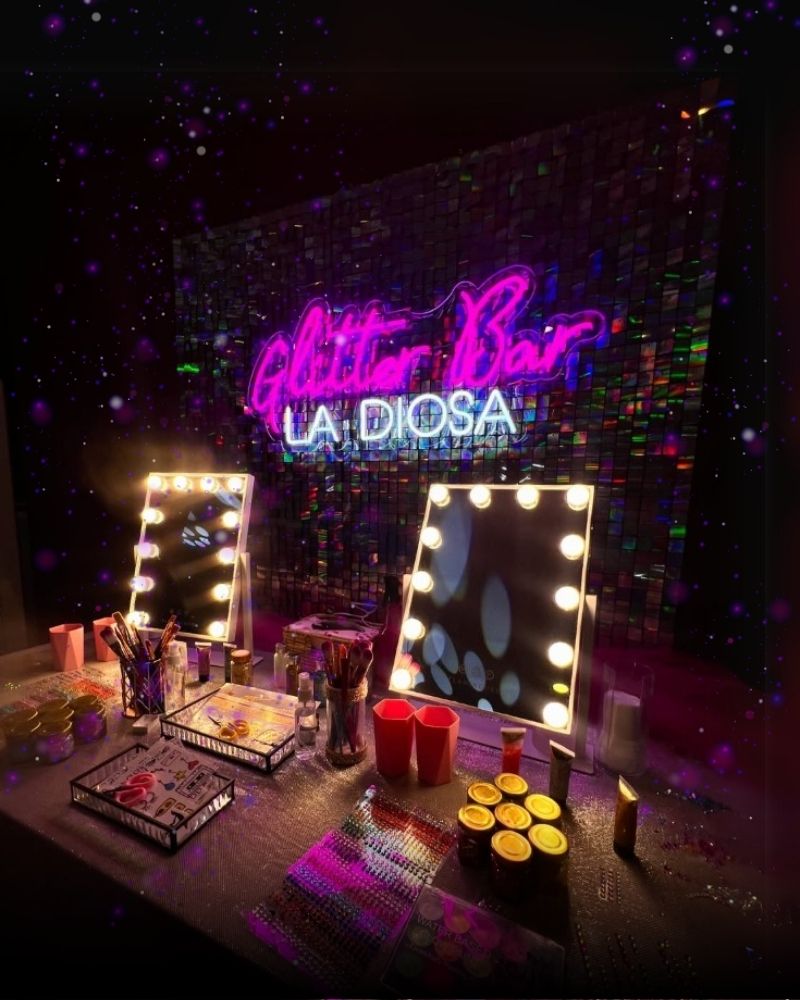 Glitter bar